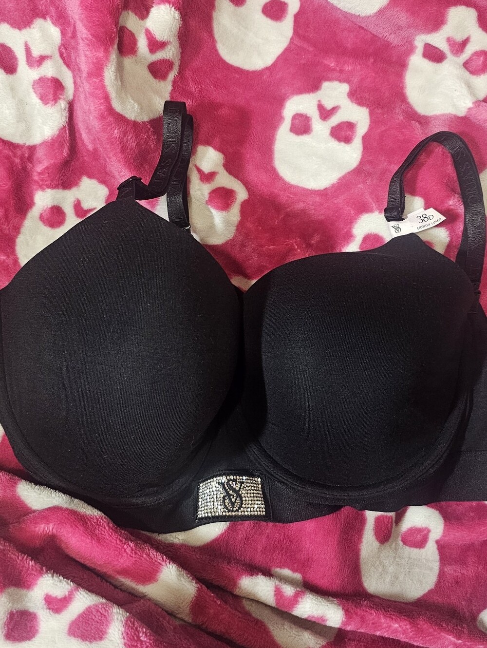 NWT VICTORIA’S SECRET  38 D RHINESTONE BRA